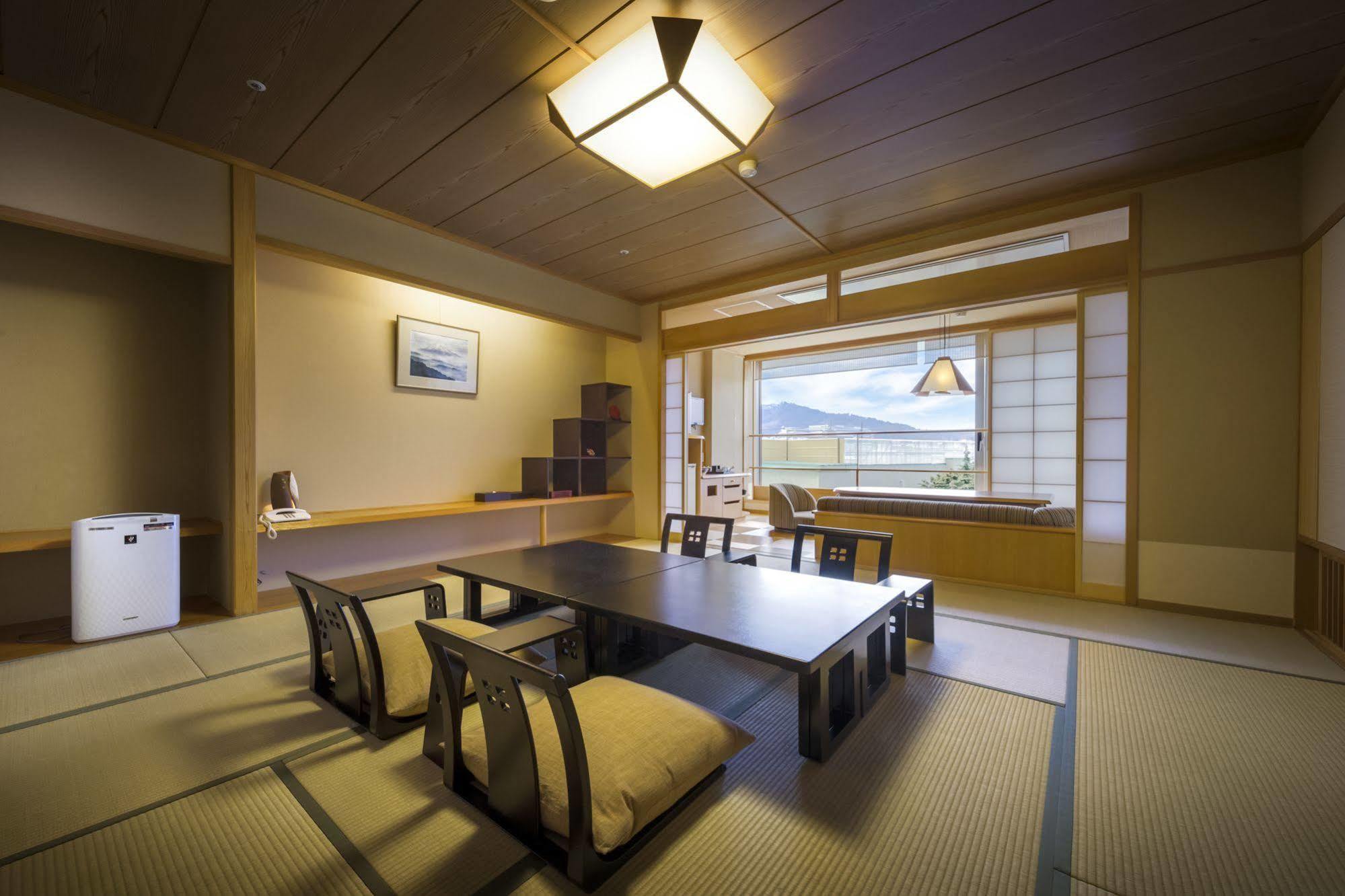 Hotel Kaneyamaen Fujiyoshida Εξωτερικό φωτογραφία