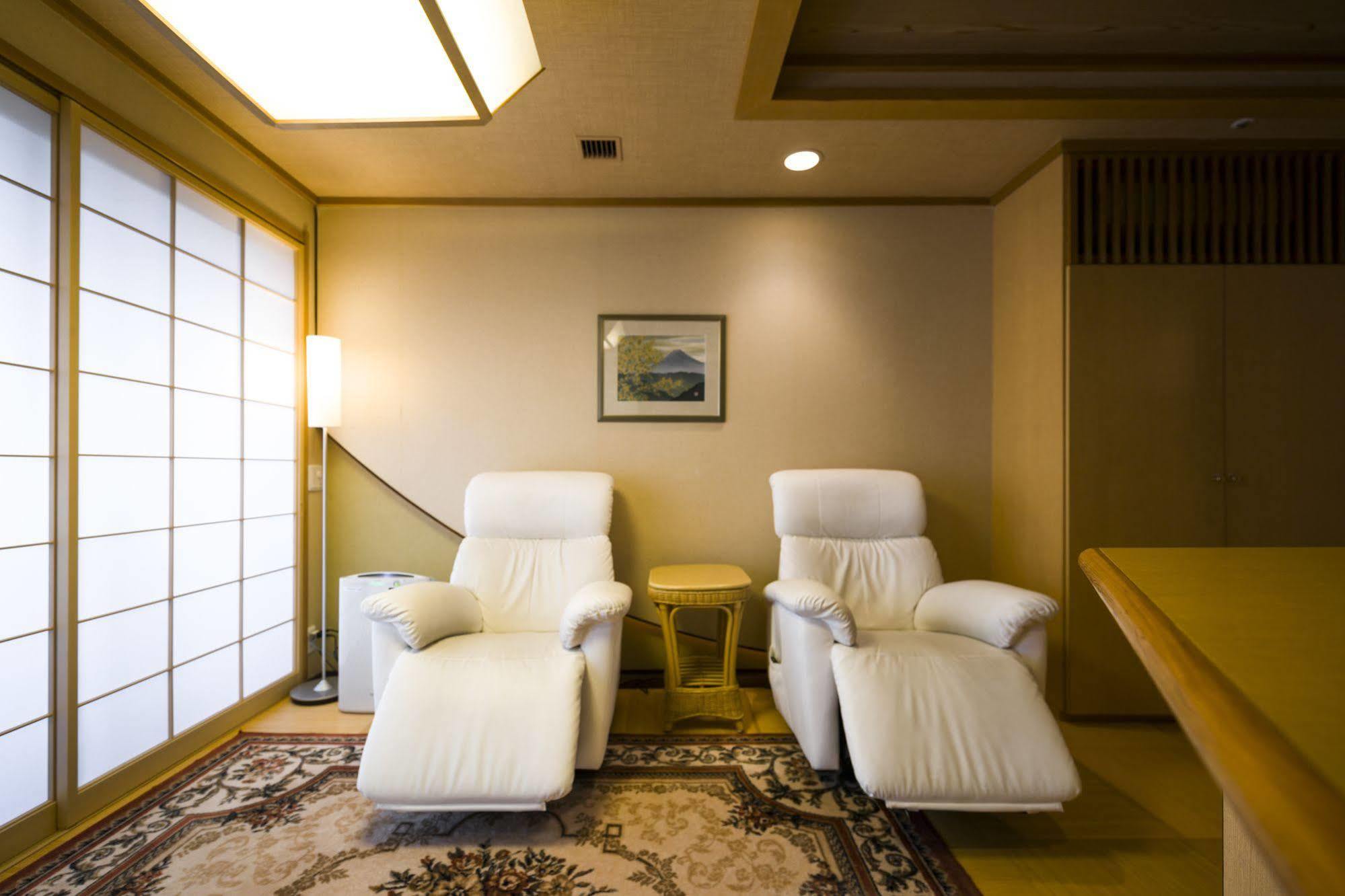 Hotel Kaneyamaen Fujiyoshida Εξωτερικό φωτογραφία